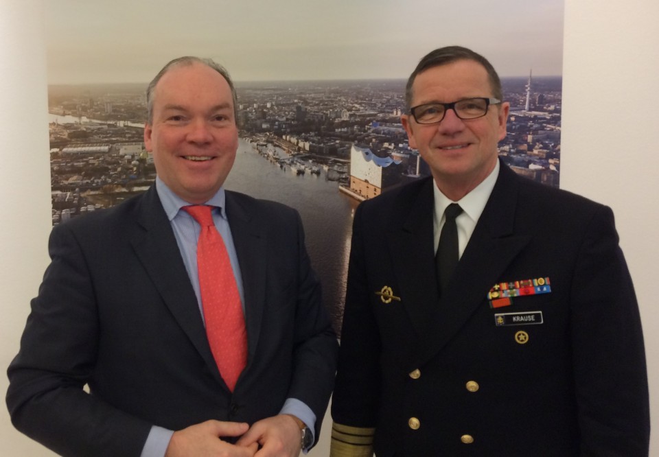 Philipp Murmann MdB und Vizeadmiral Andreas Krause