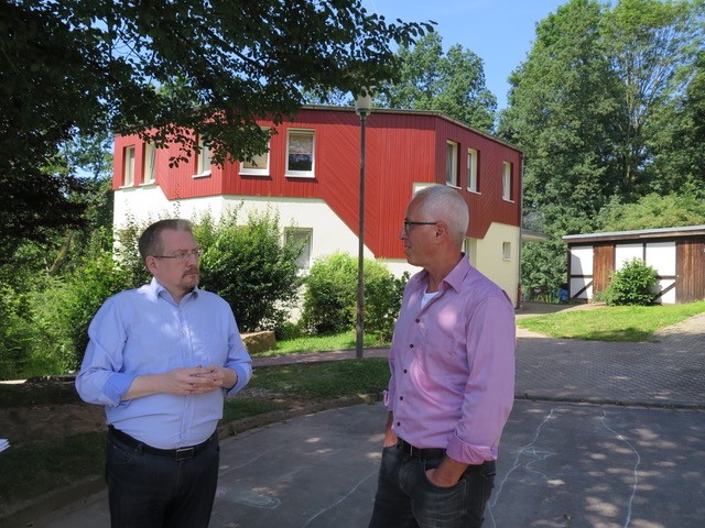 Michael Vietz im Kinderdorf Uslar