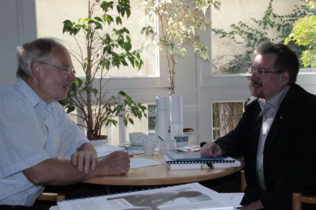 Im Gesprch mit Norbert Raabe (Foto: Paritten)
